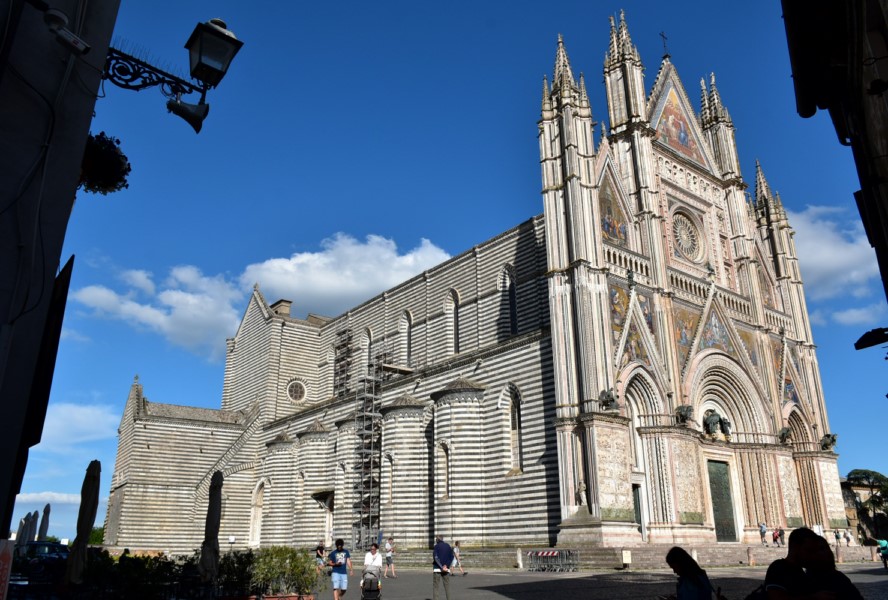 cheap holidays orvieto cathedral miracle bolzano holidays