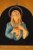 gipsowy wizerunek Matki Boskiej z jakoby wydobywającymi się łzami